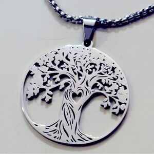NWT Stainless Steel Tree Of Life Circle 23” Necklace and  2” Pendant